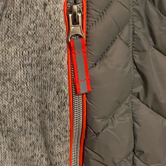 Xerison Jacket size small grey and orange - Picture 5 of 7
